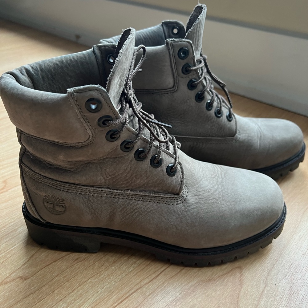 Timberland Men's Gray Leather Boots